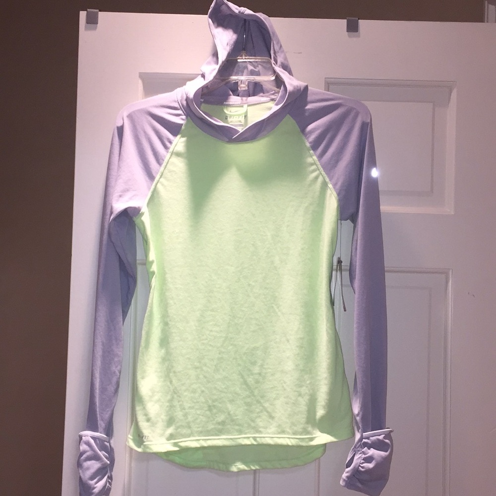 Women’s Nike top. NWT. Running.